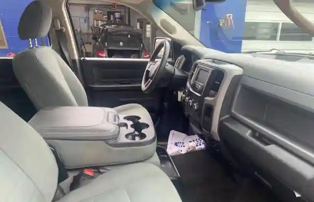 1C6RR7KT0GS103504 2016 RAM 1500-4