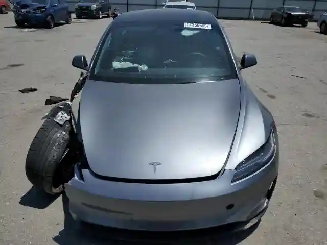 5YJ3E1ET0RF850863 2024 TESLA MODEL 3-4