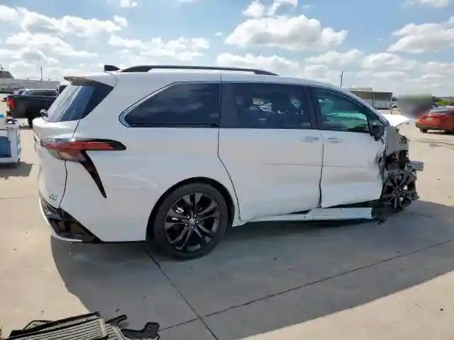 5TDDRKEC9NS102679 2022 TOYOTA SIENNA-2