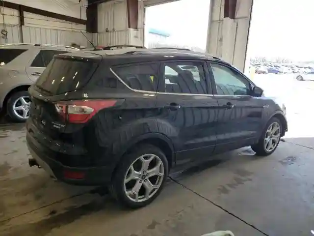 1FMCU9J96HUB38600 2017 FORD ESCAPE-2