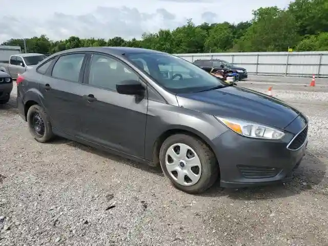 1FADP3E20JL201539 2018 FORD FOCUS-3