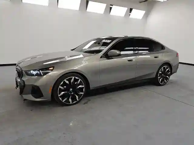 WBA43FJ08RCP88920 2024 BMW 5 SERIES-0
