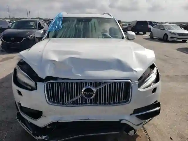 YV4A22PL2G1018169 2016 VOLVO XC90-4