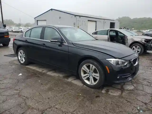 WBA8D9G5XJNU71846 2018 BMW 3 SERIES-3