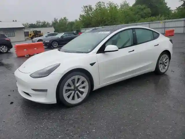 5YJ3E1EB9MF975490 2021 TESLA MODEL 3-0