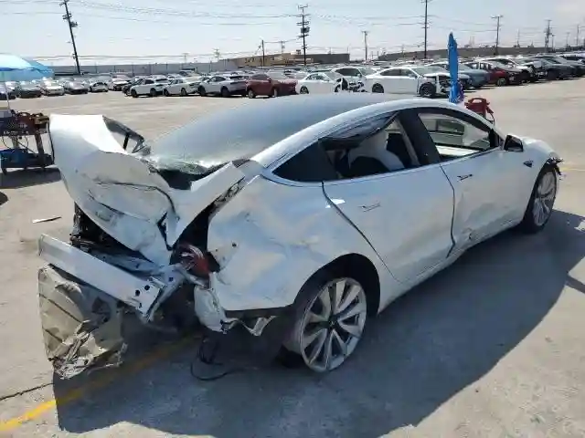 5YJ3E1EA2LF635023 2020 TESLA MODEL 3-2