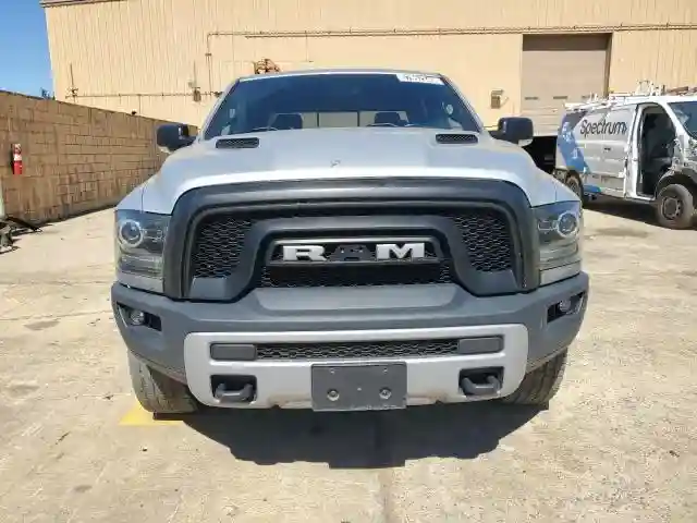 1C6RR7YT4HS531035 2017 RAM 1500-4