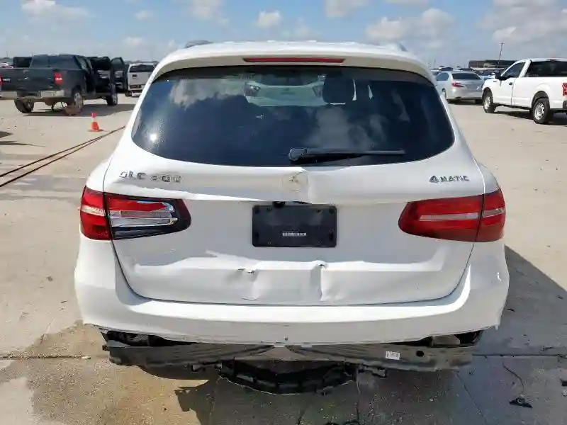 WDC0G4KB8GF043942 2016 MERCEDES-BENZ GLC-CLASS-5