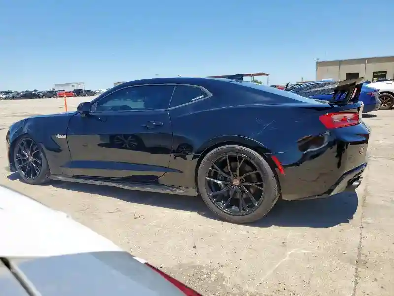 1G1FE1R77J0150442 2018 CHEVROLET CAMARO-1