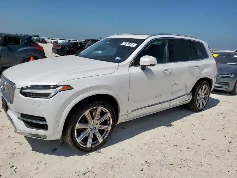 YV4A22PL2K1445165 2019 VOLVO XC90-0
