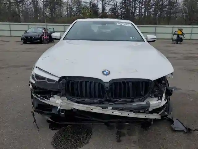 WBAJA7C30HG906603 2017 BMW 5 SERIES-4