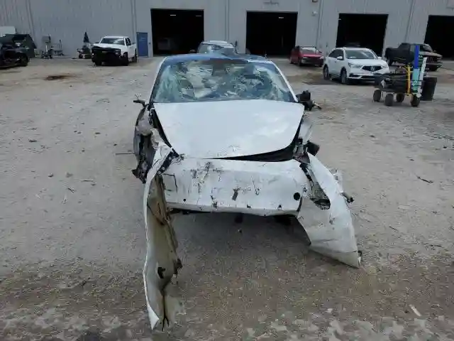 5YJ3E1EA3MF976870 2021 TESLA MODEL 3-4