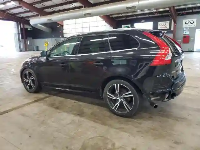 YV449MRS3H2215565 2017 VOLVO XC60-1
