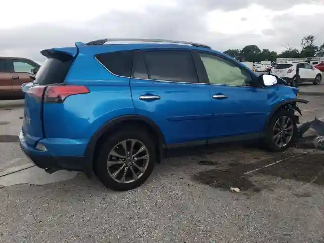JTMDFREV8JD241131 2018 TOYOTA RAV4-2