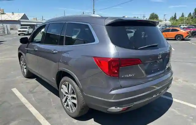 5FNYF5H94GB048761 2016 HONDA PILOT-2