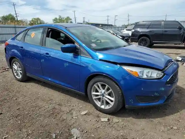 1FADP3F27JL266774 2018 FORD FOCUS-3