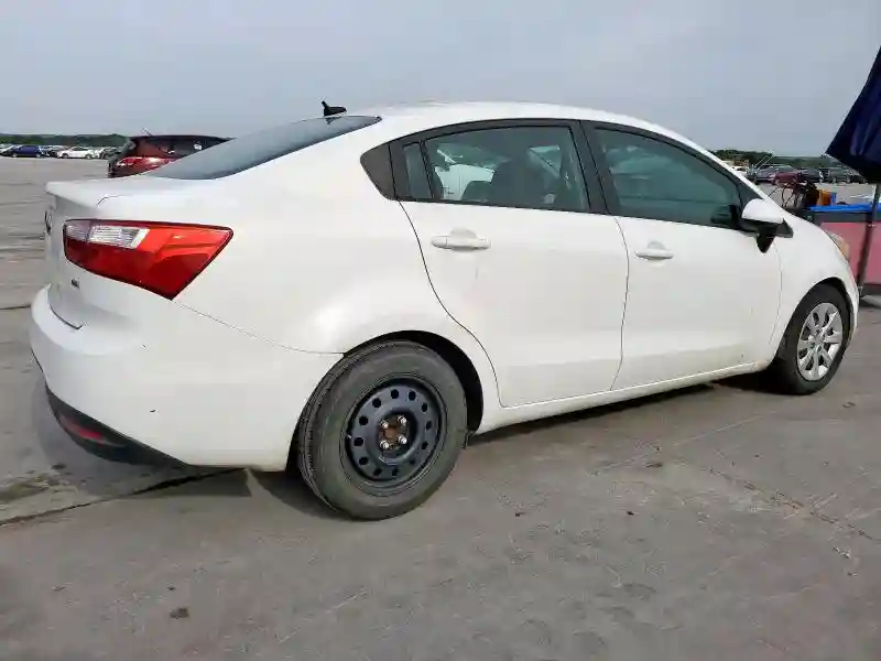 KNADM4A32F6455571 2015 KIA RIO-2