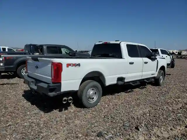 1FT7W2BT4PEC42786 2023 FORD F250-2