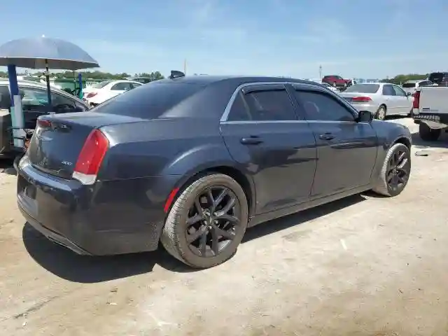 2C3CCAAG5GH269885 2016 CHRYSLER 300-2