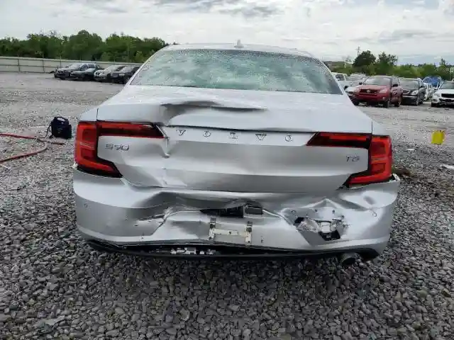 LVY982AK3JP018361 2018 VOLVO S90-5
