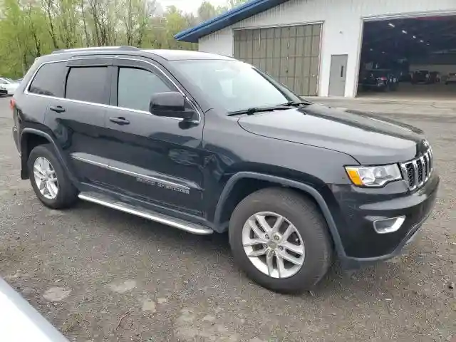 1C4RJFAG1HC818267 2017 JEEP GRAND CHEROKEE-3