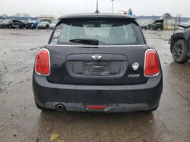 WMWXP5C51G2D13104 2016 MINI COOPER-5
