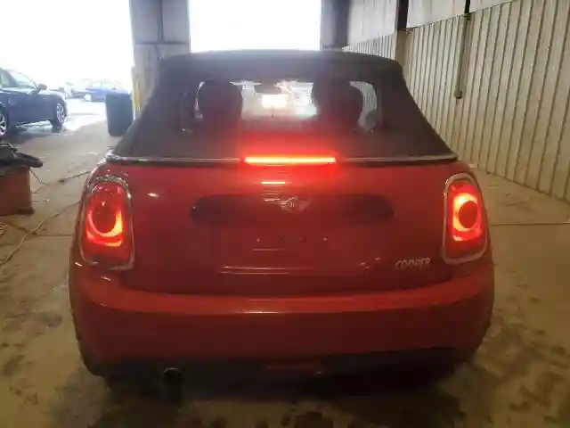 WMWWG5C52J3D00536 2018 MINI COOPER-5
