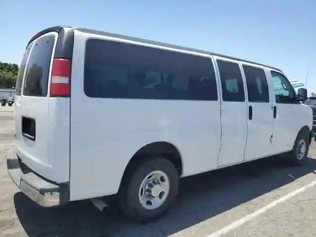 1GAZGPFG8G1194824 2016 CHEVROLET EXPRESS-2