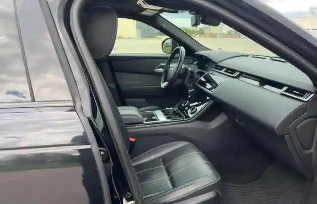 SALYB2RN1JA726896 2018 LAND ROVER RANGEROVER-4