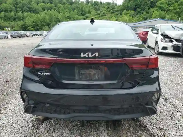 3KPF24AD0PE569395 2023 KIA FORTE-5