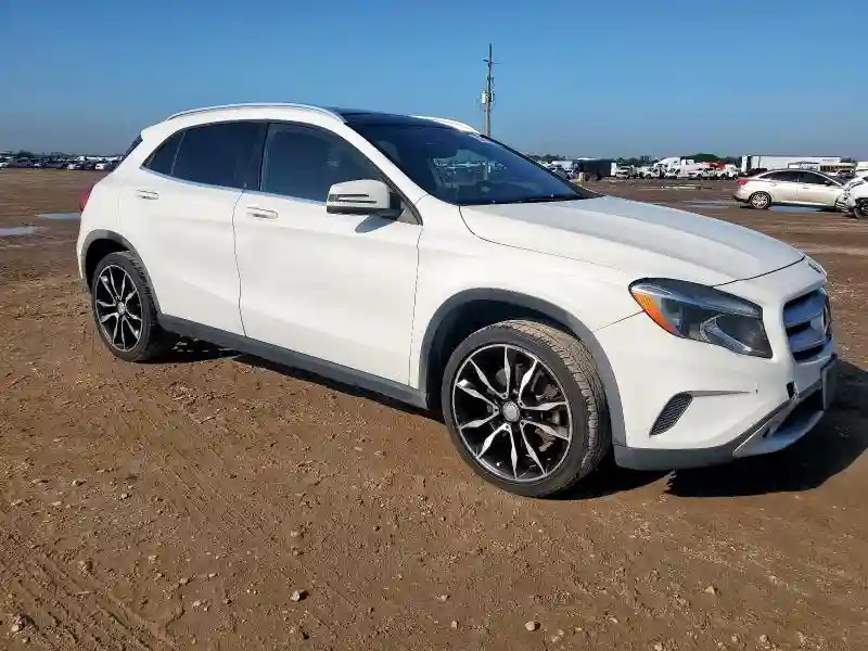 WDCTG4EB6GJ188998 2016 MERCEDES-BENZ GLA-CLASS-3