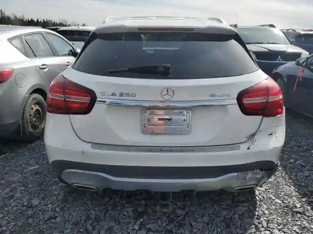 WDCTG4GB0JJ421729 2018 MERCEDES-BENZ GLA-CLASS-5