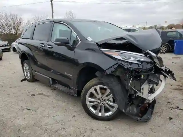 5TDERKEC6PS175340 2023 TOYOTA SIENNA-3