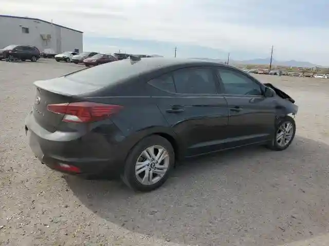 KMHD84LF4KU772235 2019 HYUNDAI ELANTRA-2