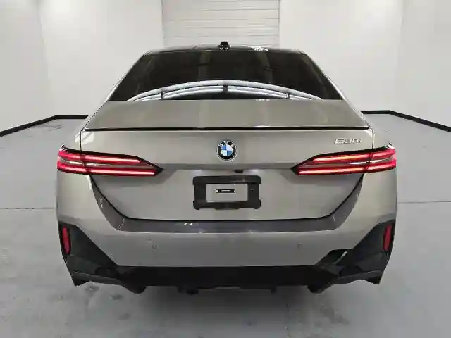 WBA43FJ08RCP88920 2024 BMW 5 SERIES-5