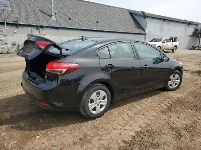 3KPFK4A71JE231621 2018 KIA FORTE-2