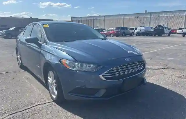 3FA6P0LU7JR261105 2018 FORD FUSION-0
