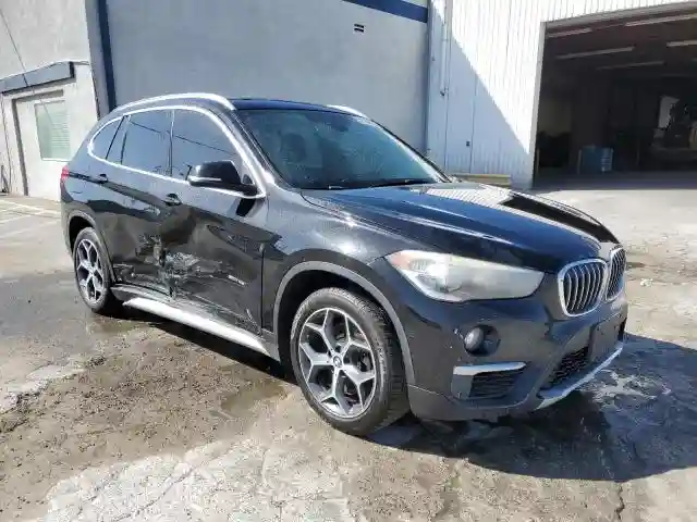 WBXHU7C34HP924632 2017 BMW X1-3