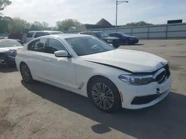 WBAJA7C50KWW31412 2019 BMW 5 SERIES-3