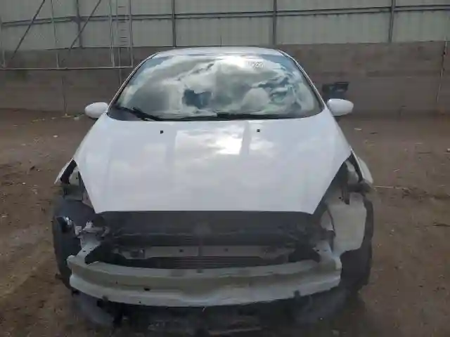 3FADP4AJ1KM121606 2019 FORD FIESTA-4
