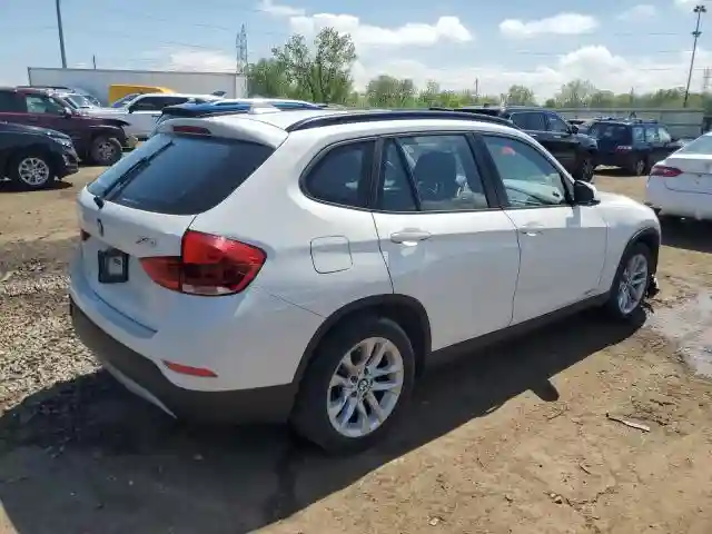 WBAVL1C55FVY28967 2015 BMW X1-2