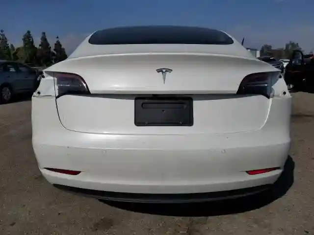 5YJ3E1EAXMF068402 2021 TESLA MODEL 3-5