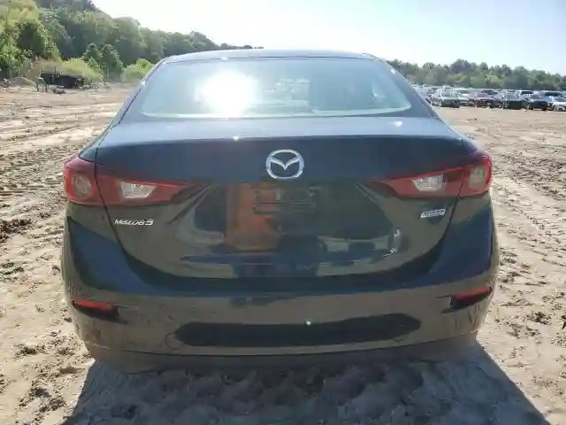 3MZBN1U79JM210762 2018 MAZDA 3-5