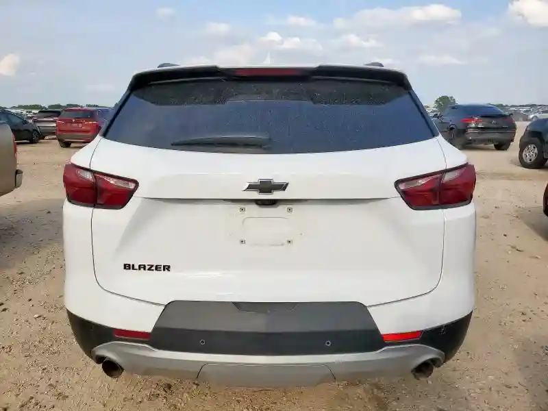 3GNKBDR46LS665005 2020 CHEVROLET BLAZER-5