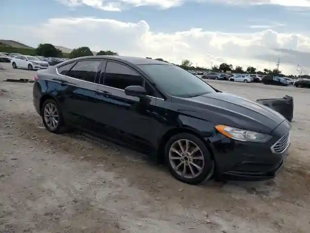 3FA6P0H70HR411049 2017 FORD FUSION-3