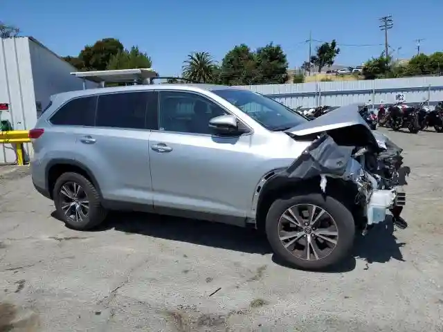5TDZZRFH2KS323254 2019 TOYOTA HIGHLANDER-3