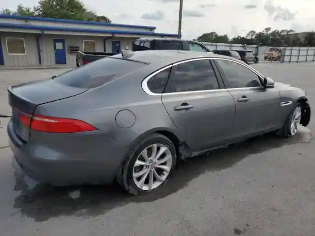 SAJBD4BNXHCY42630 2017 JAGUAR XF-2