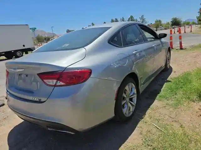 1C3CCCBBXFN557714 2015 CHRYSLER 200-3