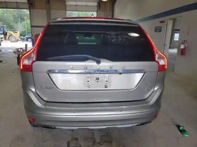 YV4612RK7G2821910 2016 VOLVO XC60-5
