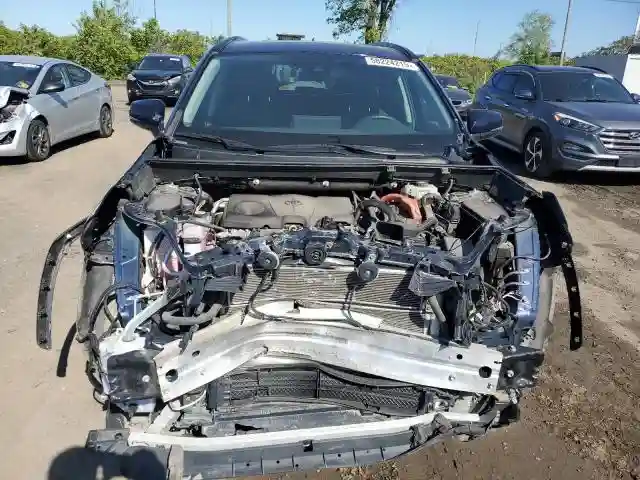 2T3RWRFV6MW109142 2021 TOYOTA RAV4-4